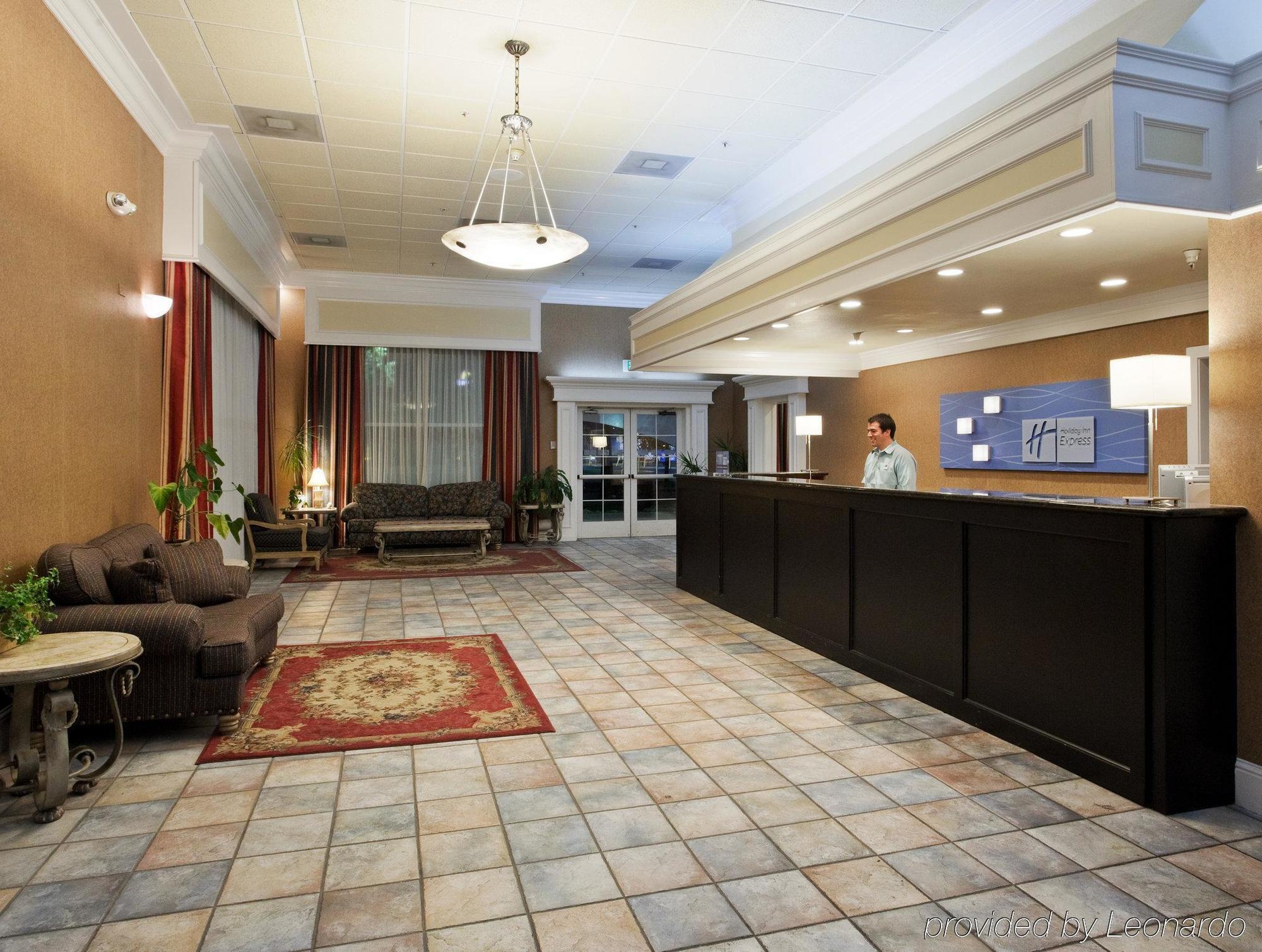 Holiday Inn Express Corning By Ihg Interior photo